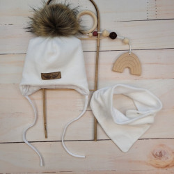 Zimní dvouvrstvá čepice na zavazování s bambulí z kožešinky + šátek Z&amp,Z, bílá